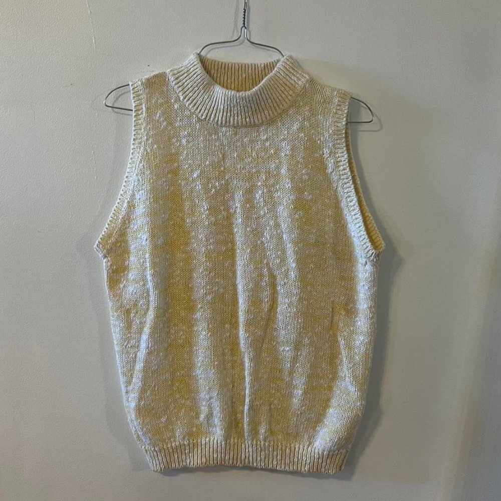 vintage yellow knit sleeveless sweater